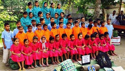 Children who received sleeping kits from the Rotary Club of Dhaka