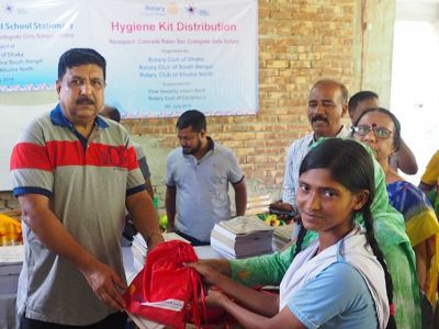 Hygiene kits being distributed to school girls in Khulna. 